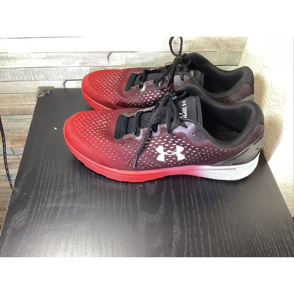 Under Armour UA CHARGED BANDIT 4 Red/Black 3020319-005. Size 11 Sneakers (Used)